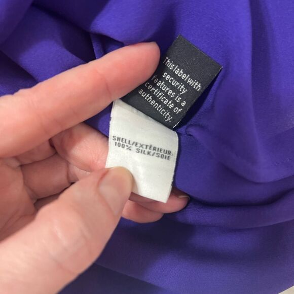 Diane von FURSTENBERG Silk top
Medium Purple Halter Keyhole nwt - Picture 12 of 14